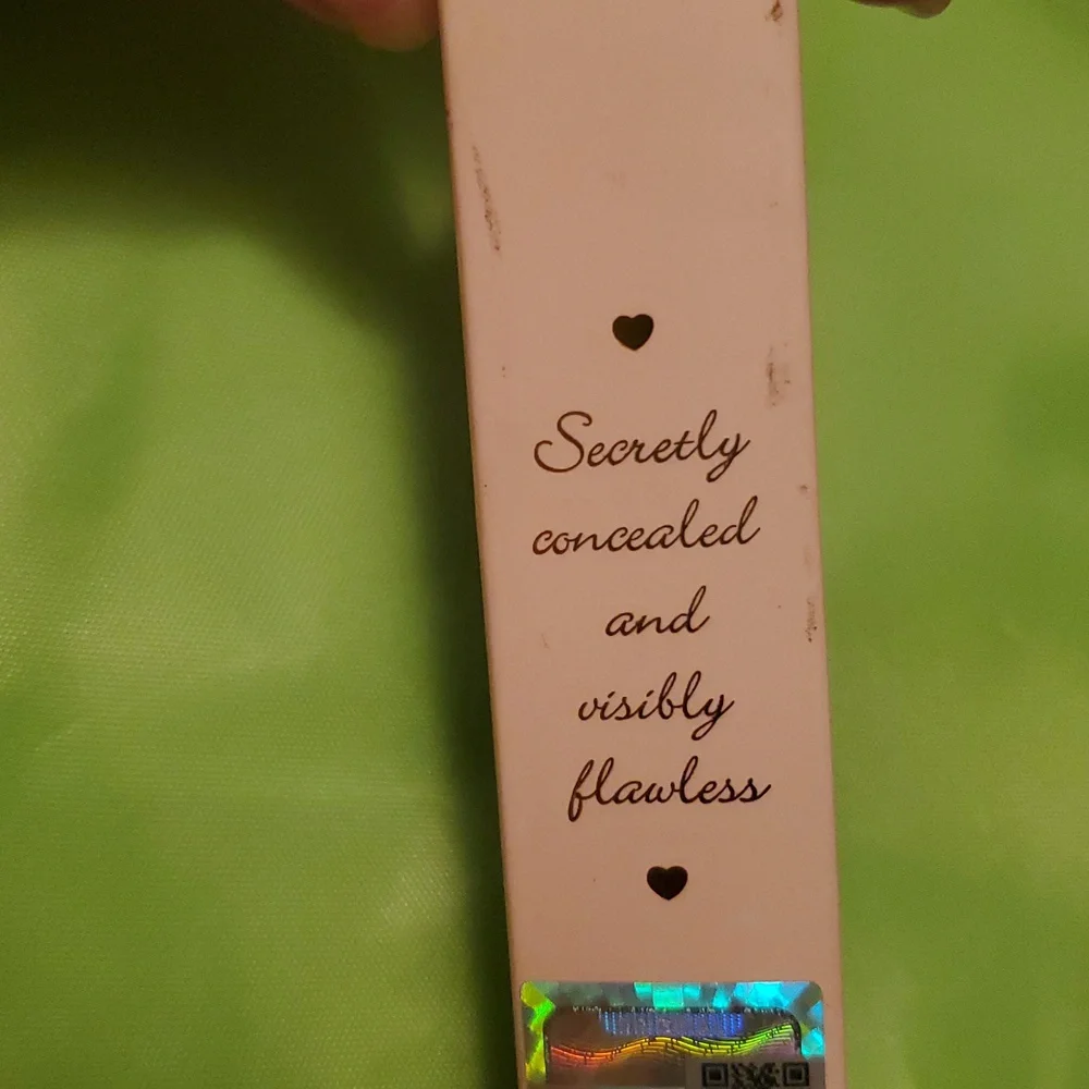 Beauty Creations Flawless Stay Concealer Full Coverage C20